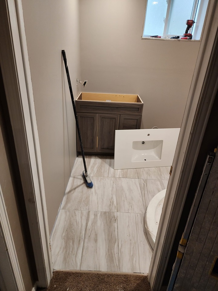 Bathroon Renovation - Flooring - POIRIER RENOVATIONS