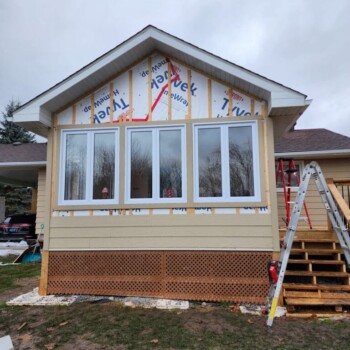 Exterior-Service-Windows-POIRIER-RENOVATIONS-768x1024