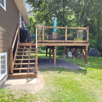 New-High-Deck-and-railing-built-POIRIER-RENOVATIONS