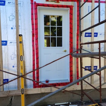 New-door-installation-POIRIER-RENOVATIONS